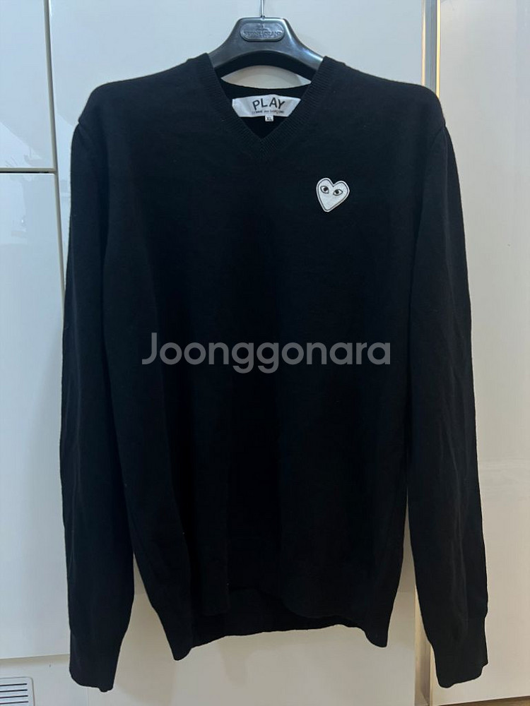 23fw 꼼데가르송 브이넥니트 XL (새상품)--0