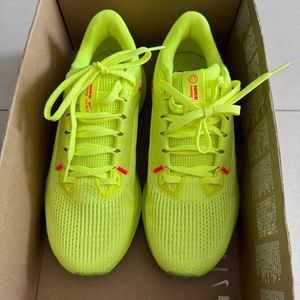 나이키 에어 줌 페가수스 40 러닝화 230