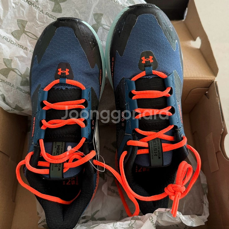 언더아머 러닝화 230--0