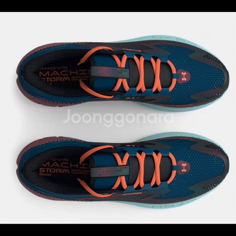 언더아머 러닝화 230--3