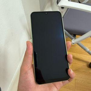 갤럭시A24 라이트그린