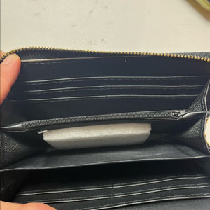 장지갑 2000원