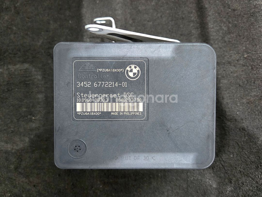 BMW E90 320i ABS모듈 DSC모듈 팝니다--2