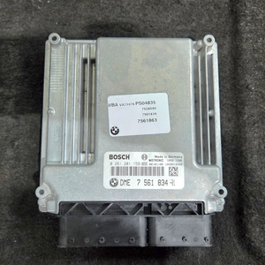 BMW E90 320i ECU 7561834 07년식
