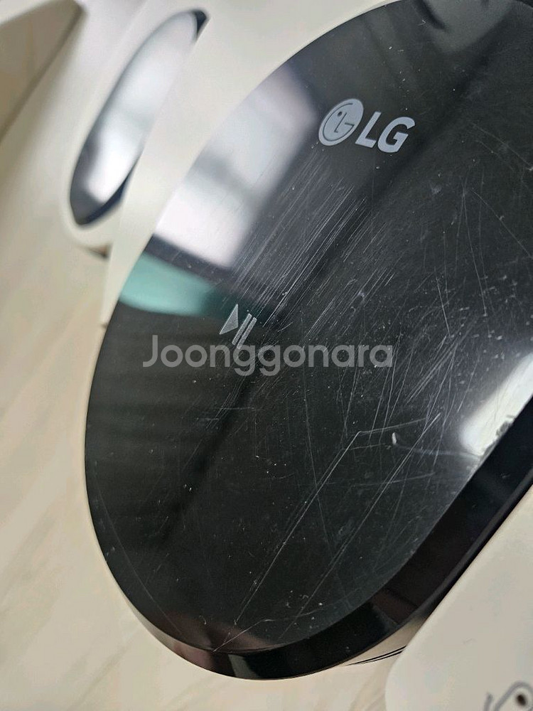 LG 코드제로 로봇청소기 팝니다--4