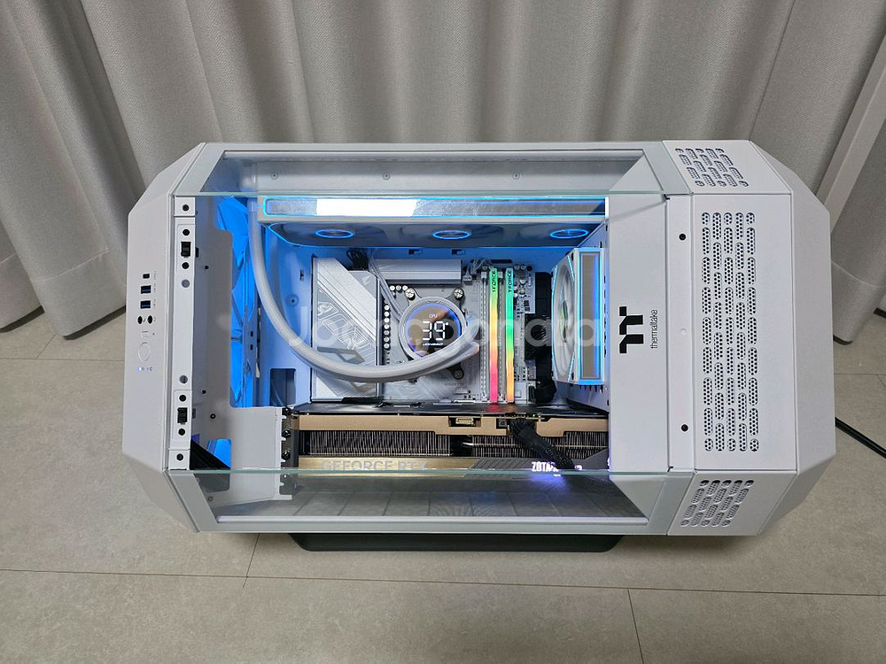 9800x3d , rtx 5080 초고사양 컴퓨터 팝니--3
