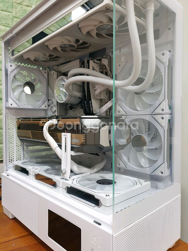 반본체 ) 미사용 게이밍 컴퓨터 9800X3D PC--1