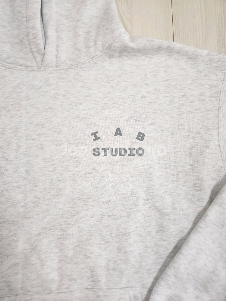 아이앱 스튜디오 후드티 iab studio--1