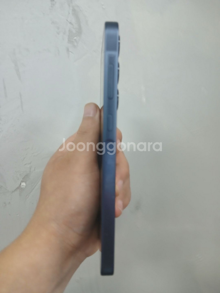 갤럭시 A35 128G 네이비 판매합니다--2