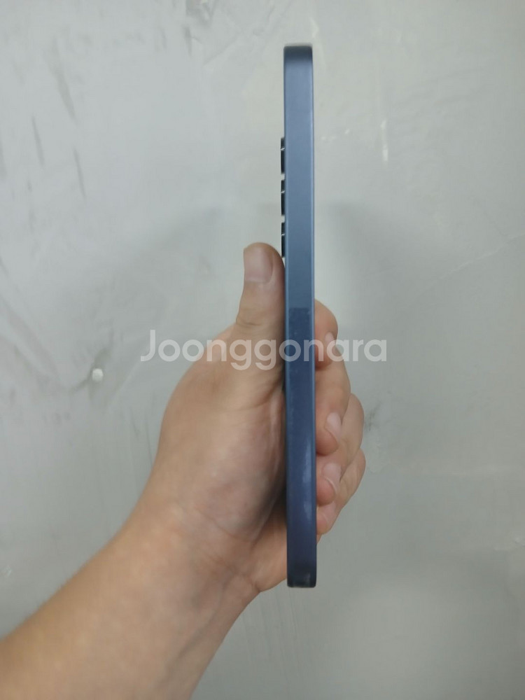 갤럭시 A35 128G 네이비 판매합니다--3