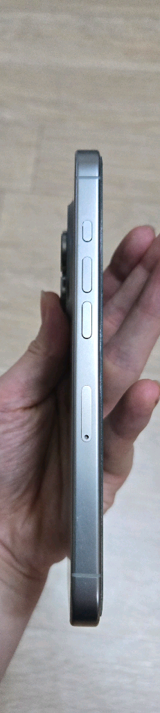아이폰16프로 실버 256GB--2
