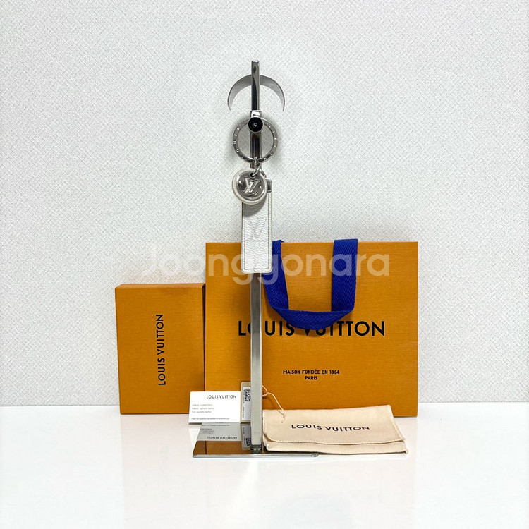 루이비통 LV 네오 클럽 백 참 키링--0