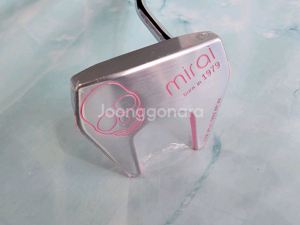 미라이 스컬 핑크 33인치 퍼터 말렛형--2