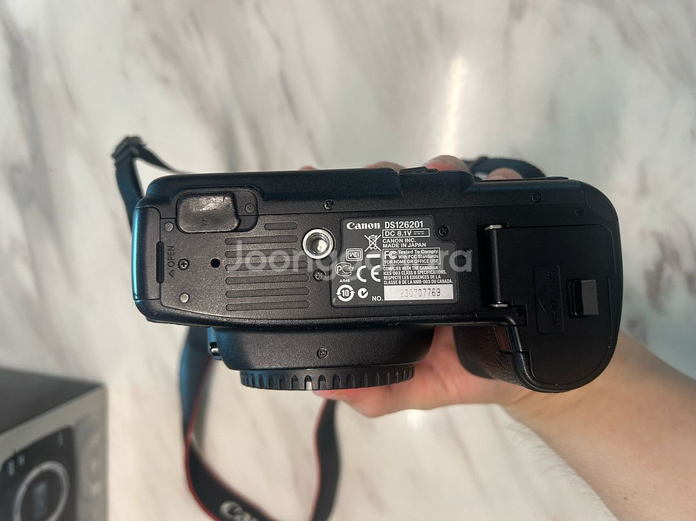 캐논 EOS 5D Mark II 및 EF 24-105m--2