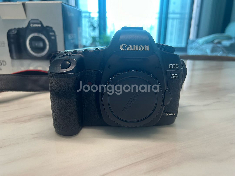 캐논 EOS 5D Mark II 및 EF 24-105m--0