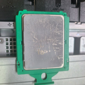 AMD EPYC 7F32 2개 쿨러미포함