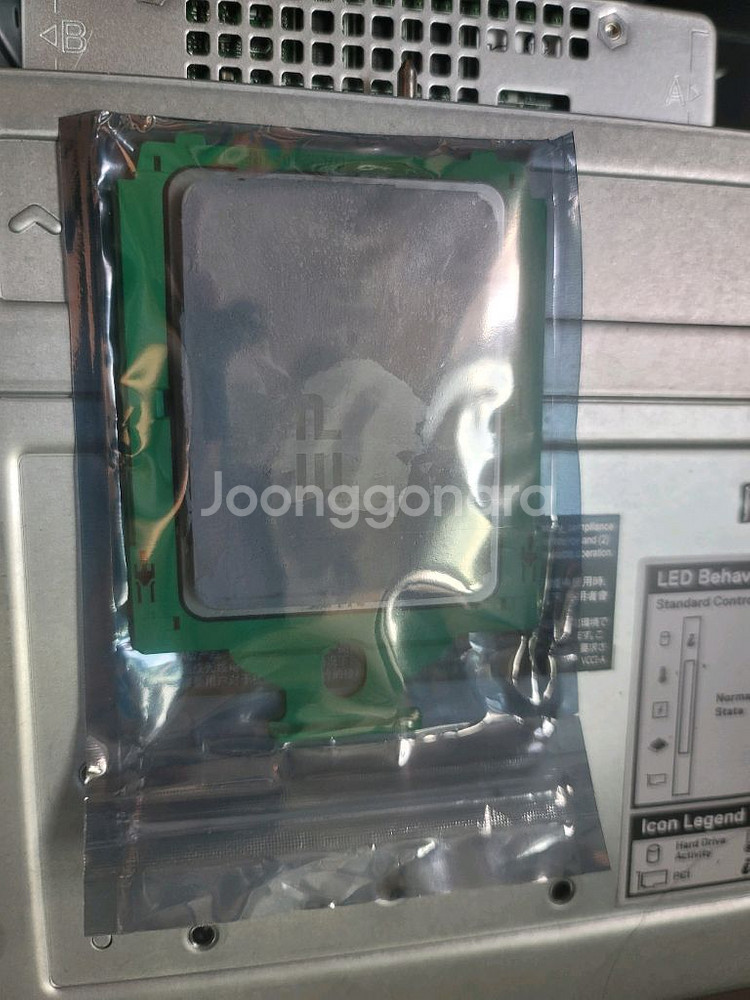AMD EPYC 7F32 2개 쿨러미포함--3