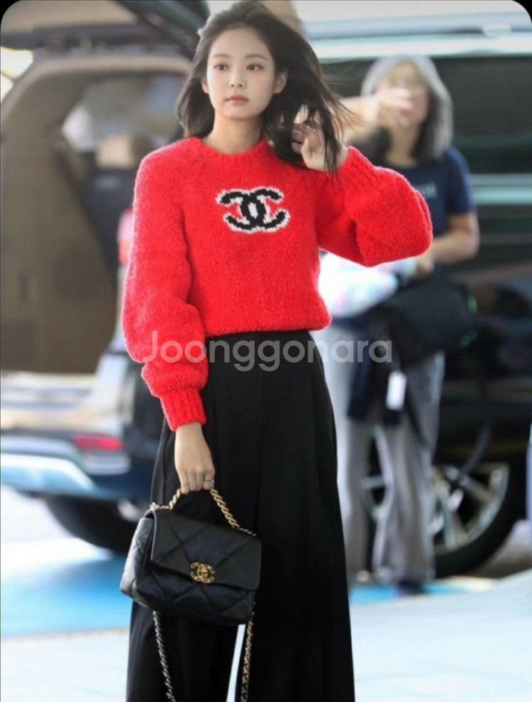 [땡처리] 샤넬 19백 플랩백 램스킨 금장--1