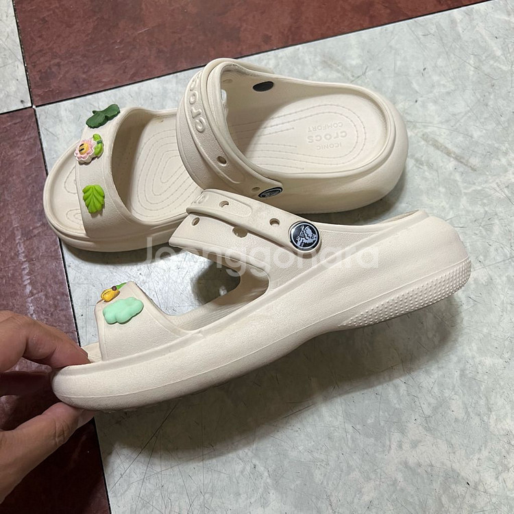 크록스 여성 샌들 W5 220--3