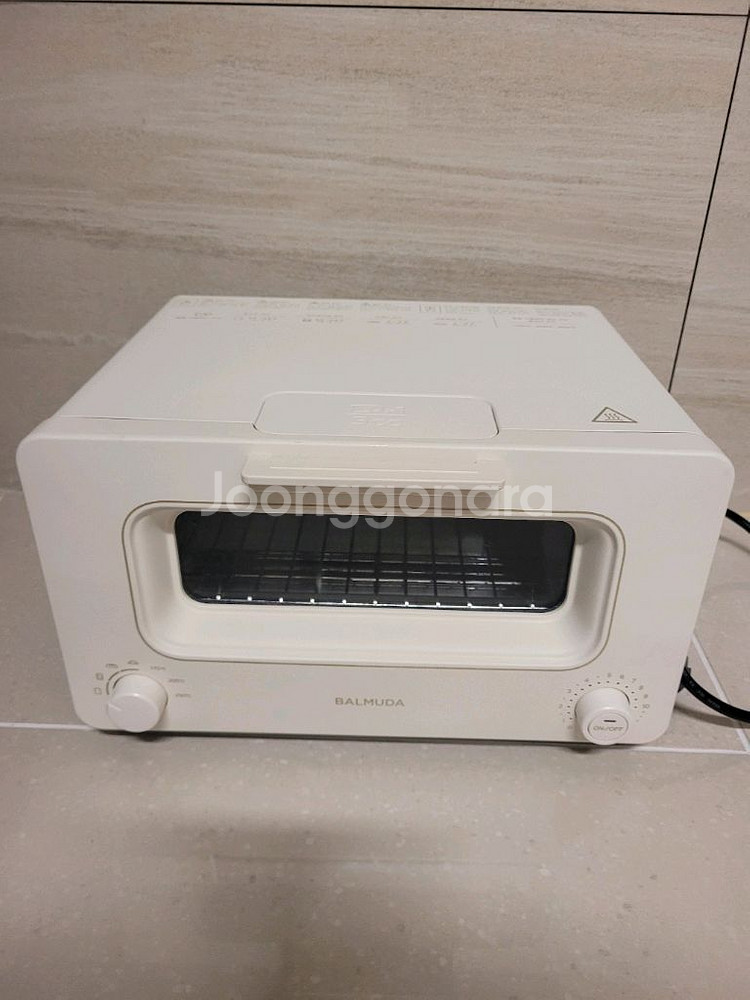 발뮤다토스트기화이트--0