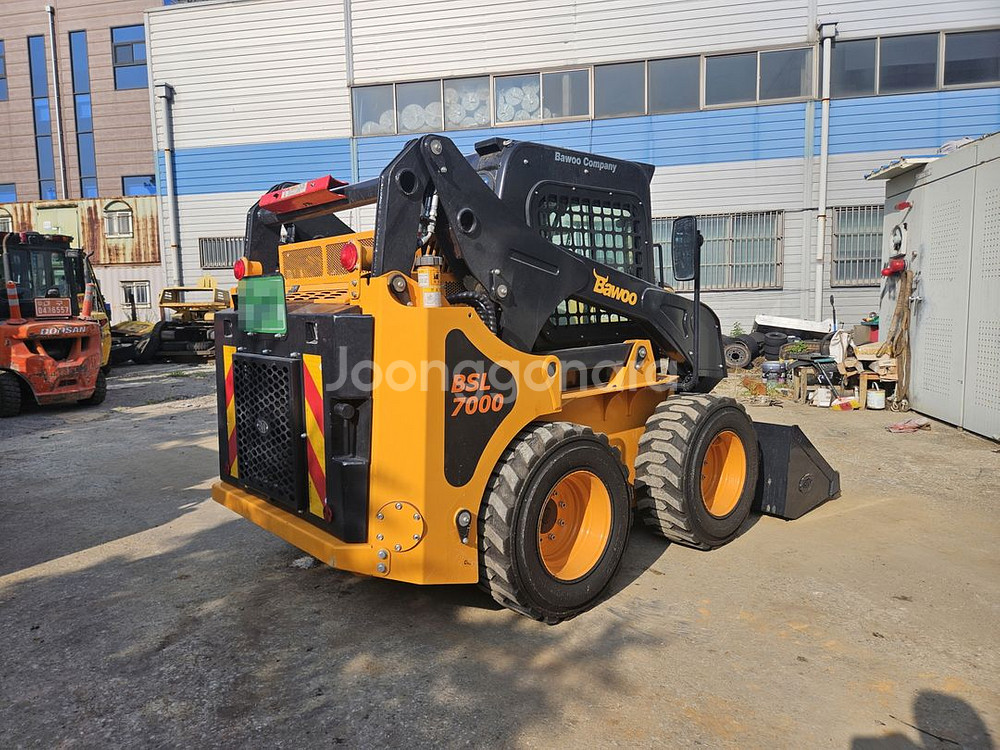 바우 스키드로더 BSL7000 2022년 270시간--2