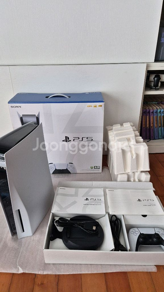 PS5 디스크버전 1118a 박스셋 + 게임 2장--1
