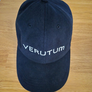 베루툼 볼갭 블랙 모자 verutum