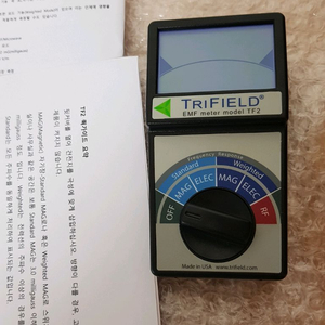 (새상품) 트리필드 트라이필드 전자파측정기 EMF RF
