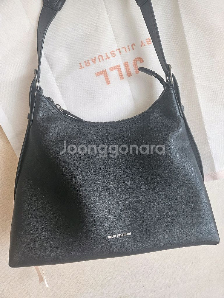 질바이질스튜어트 숄더백--1