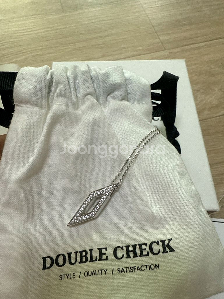 더블체크목걸이다이아모양 925실버 = 거의새상품! 정가--0