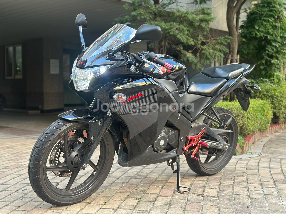 혼다 cbr125 2017년식 아크라 구변 판매합니다--1