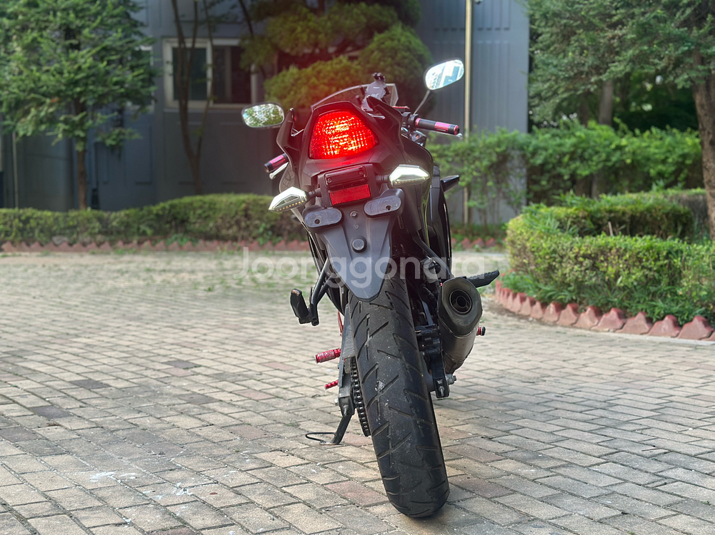 혼다 cbr125 2017년식 아크라 구변 판매합니다--4