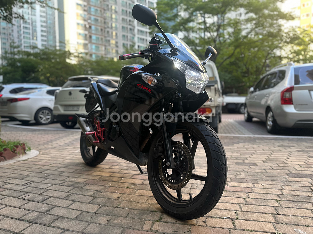 혼다 cbr125 2017년식 아크라 구변 판매합니다--7