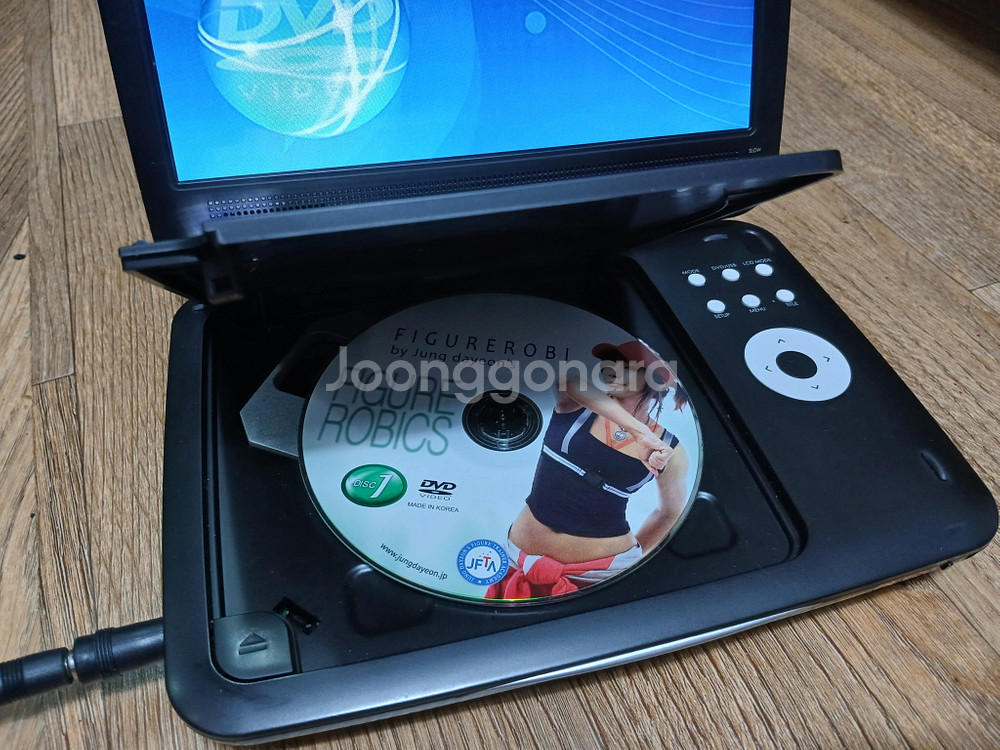 TKDS DVD-9700DMB 포터블 DVD 플레이어--2