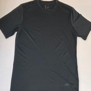 아크테릭스 A2B T-Shirt 입니다.