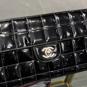 샤넬 초코바 숄더백