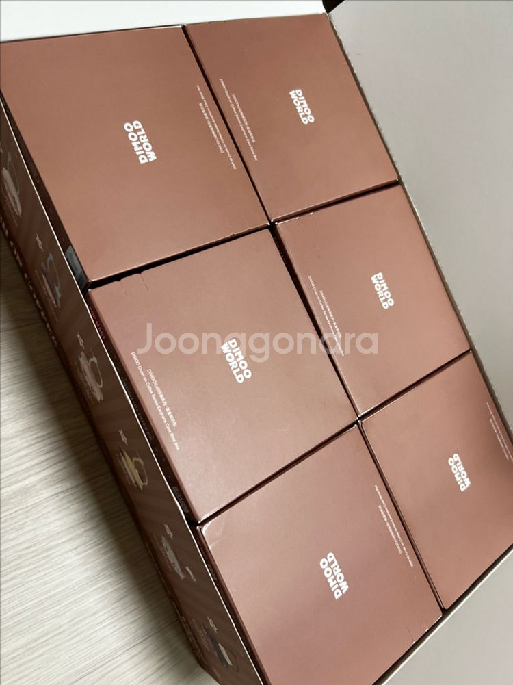 정가양도 정품) 디무 두근두근 커피 이어폰백 팝니다--3