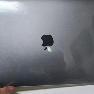 MacBook Pro 13-inch