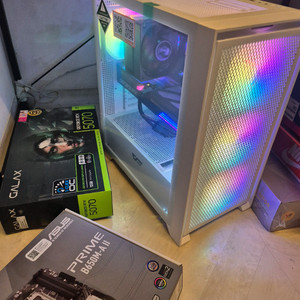 RTX5070 라이젠9600X 편집 게이밍 화이트 본체