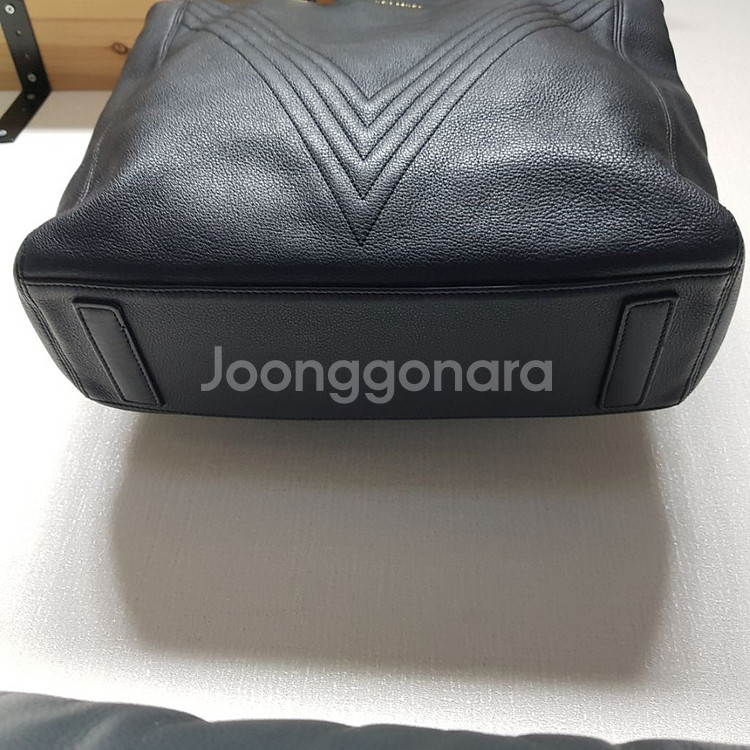 빈치스벤치 소가죽 숄더백--3