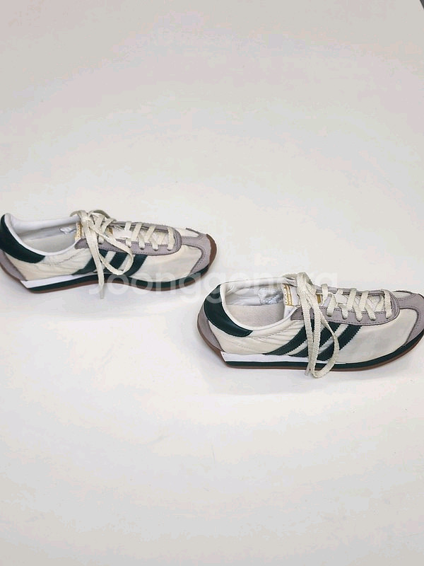 ADIDAS 컨트리 OG 240--1