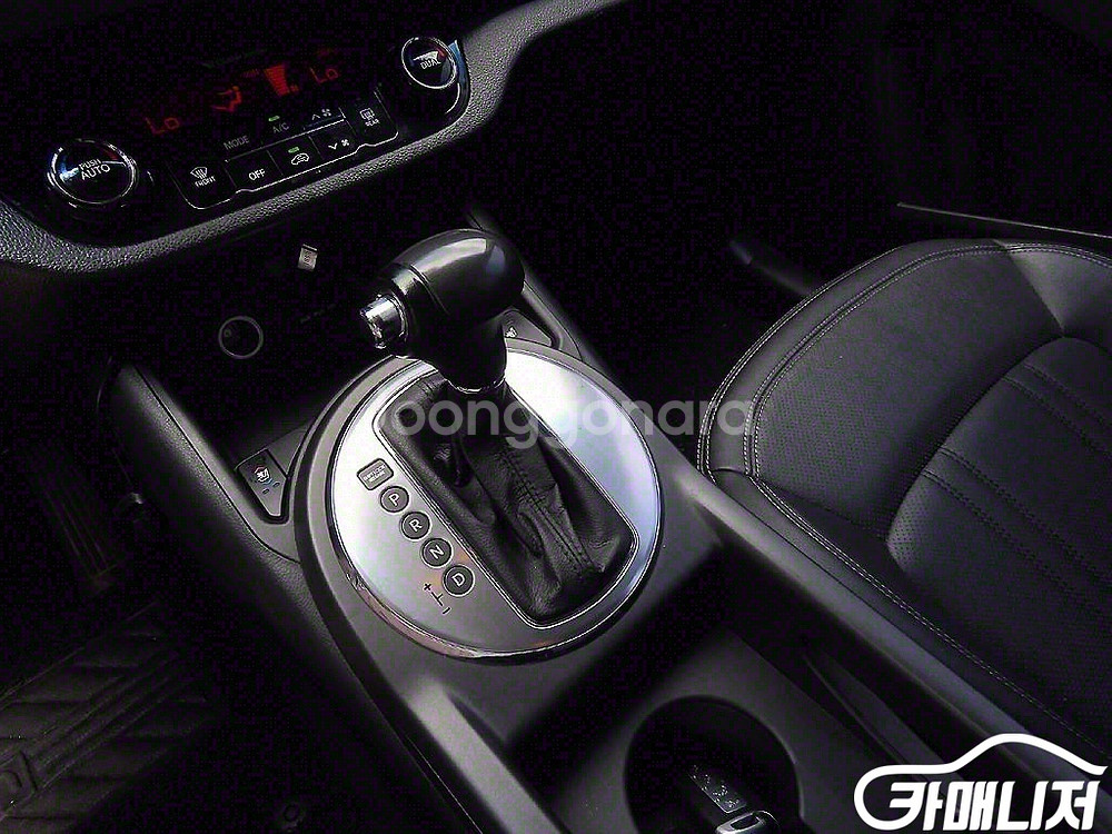 [기아]스포티지 R 2WD 터보 GDI TLX 최고급형--9