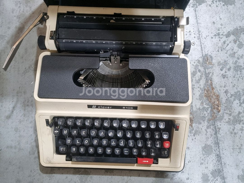 클로버 810S 타자기--1