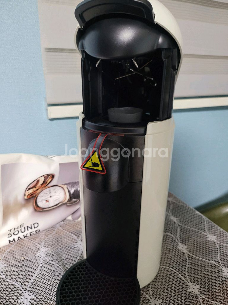 네스프레소 버츄오플러스 화이트--0