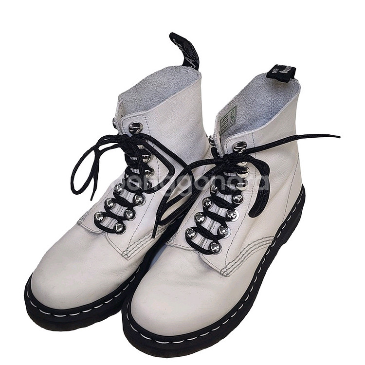 DR. MARTENS 8홀 1460 퍼스칼 화이트 23--0