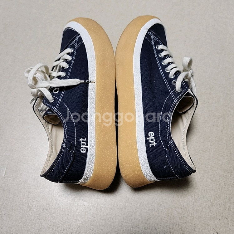 eat. 스니커즈 260mm--2