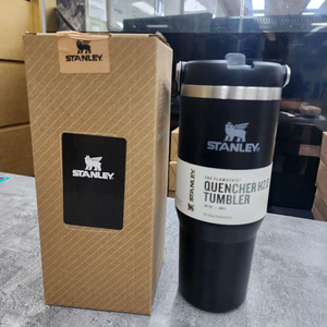 (새상품) 스탠리텀블러 판매합니다 (887ml)