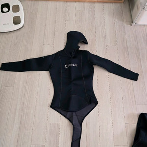 프리다이빙 수트 BESDIVE 여성 잠수복