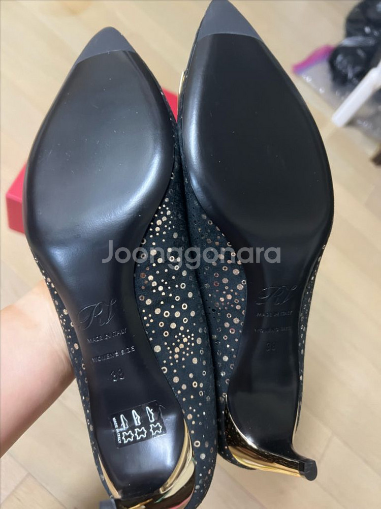 로저비비에 38사이즈 펌프스 힐 새상품--2