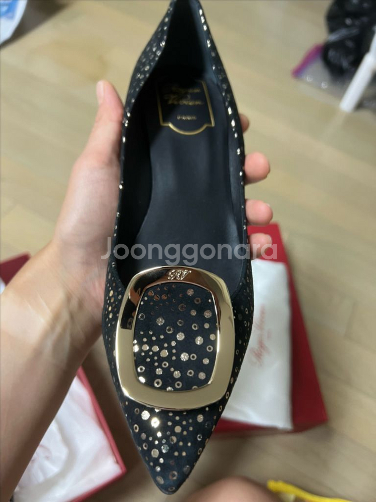 로저비비에 38사이즈 펌프스 힐 새상품--6